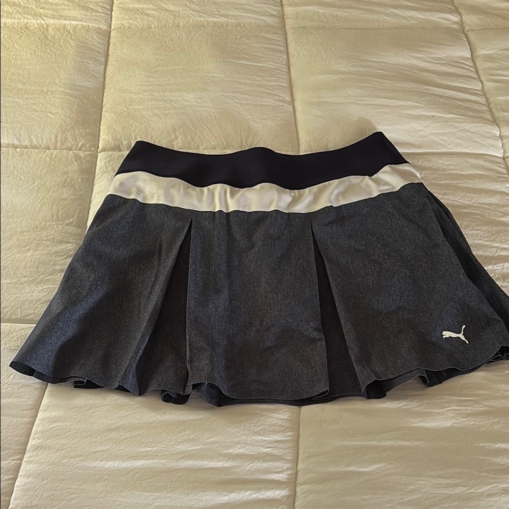 Puma Navy and White Pleated Skirt